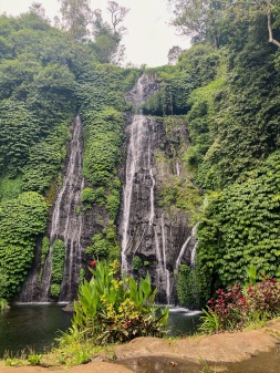 Bali cascade nature